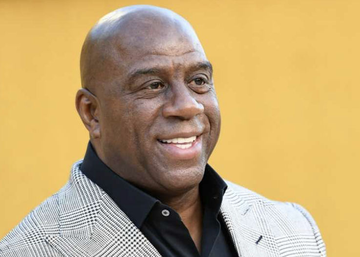 “Ran into Magic Johnson at the airport, everyone he interacted with he treated extremely politely and took a picture with everyone whom wanted to take one” — TalkingToTalk